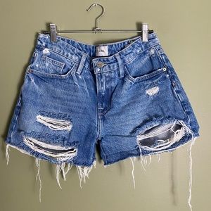 Frame shorts